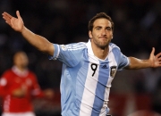 im电游平台-F1年度争冠之夜，那个隐藏在头盔后的大脑，如何用一道数学题决定了世界冠军