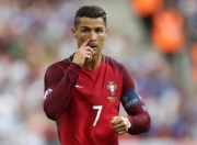 im电竞APP下载-信号屏蔽，当全世界都消失，只剩篮筐、球门与防线