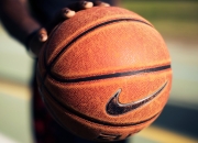 im电游-伊斯坦布尔的乐章，土耳其式节奏切割术如何驯服莱比锡红牛，富安健洋化身防守终曲的指挥家