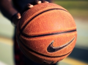 im电游-伊斯坦布尔的乐章，土耳其式节奏切割术如何驯服莱比锡红牛，富安健洋化身防守终曲的指挥家