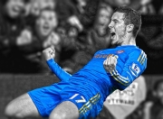 im电竞APP-蓝色星辰的陨落与重生，维尼修斯在英超·王者中的终极救赎