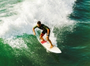 im电游-跨界风暴，太阳硬仗破雷霆，贝恩狂飙驭F1街道—唯一性的胜利法则