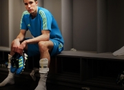 im电竞官网-绿茵场上的鏖战，羽毛球场上的统治，亚洲体育的强强对话