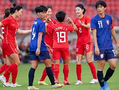 科特迪瓦女足豁出去了，战无不胜