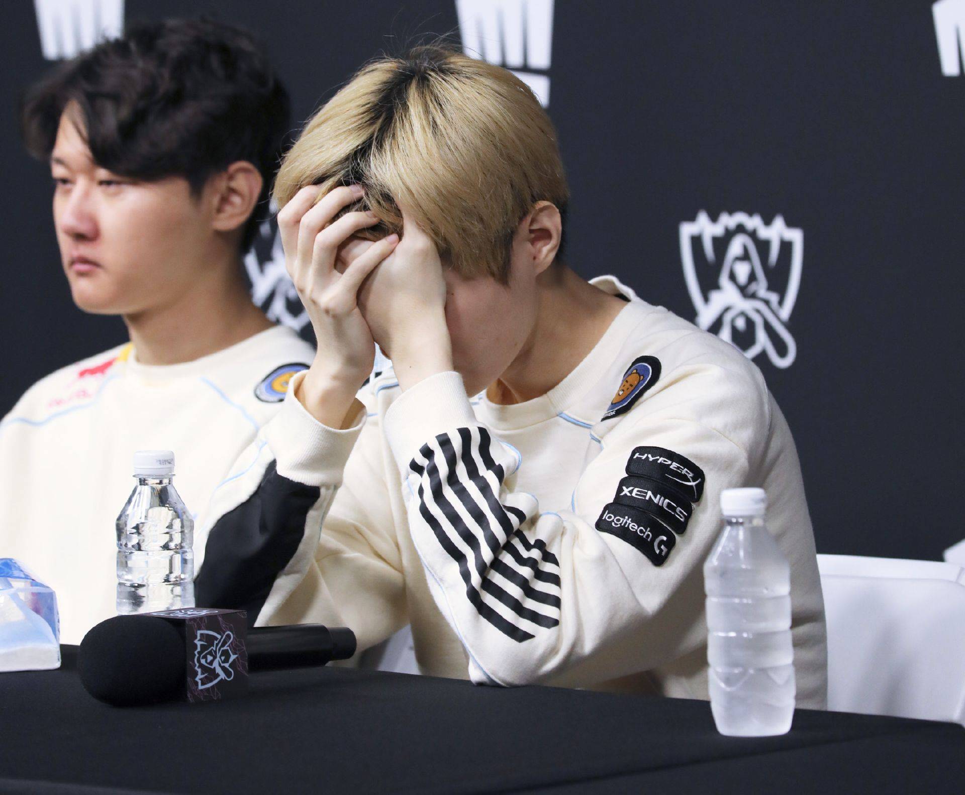 TSM碾压100T,Deft关键团战开团秒人宿敌对决半决赛,点燃全场激情 TSM碾压100T,Deft关键团战开团秒人宿敌对决半决赛,点燃全场激情