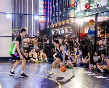 夜啊中的篮球盛事,打破次元壁,全城关注!的简单介绍 夜啊中的篮球盛事,打破次元壁,全城关注!的简单介绍