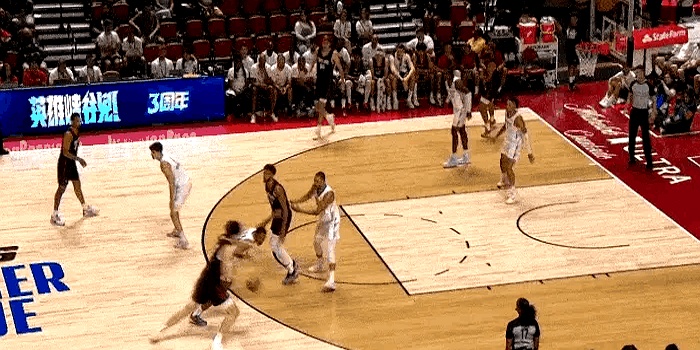 包含开拓者大将因伤将缺席季后赛关键战役的词条