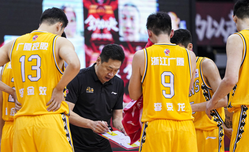 实力球队风头无两取胜，实现晋级决赛壮举