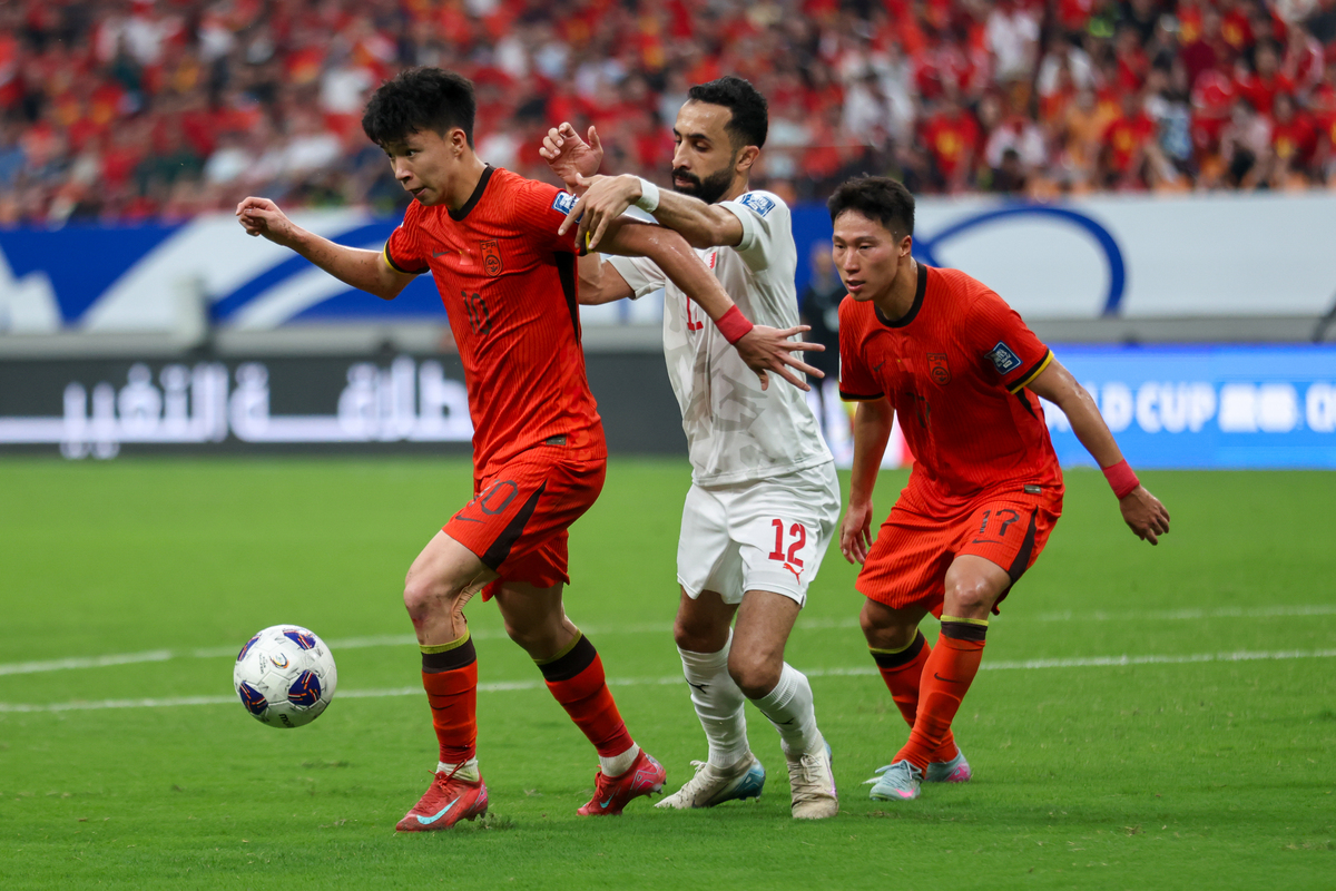 关于中国队鏖战葡萄牙队，张本智和统治全场的信息